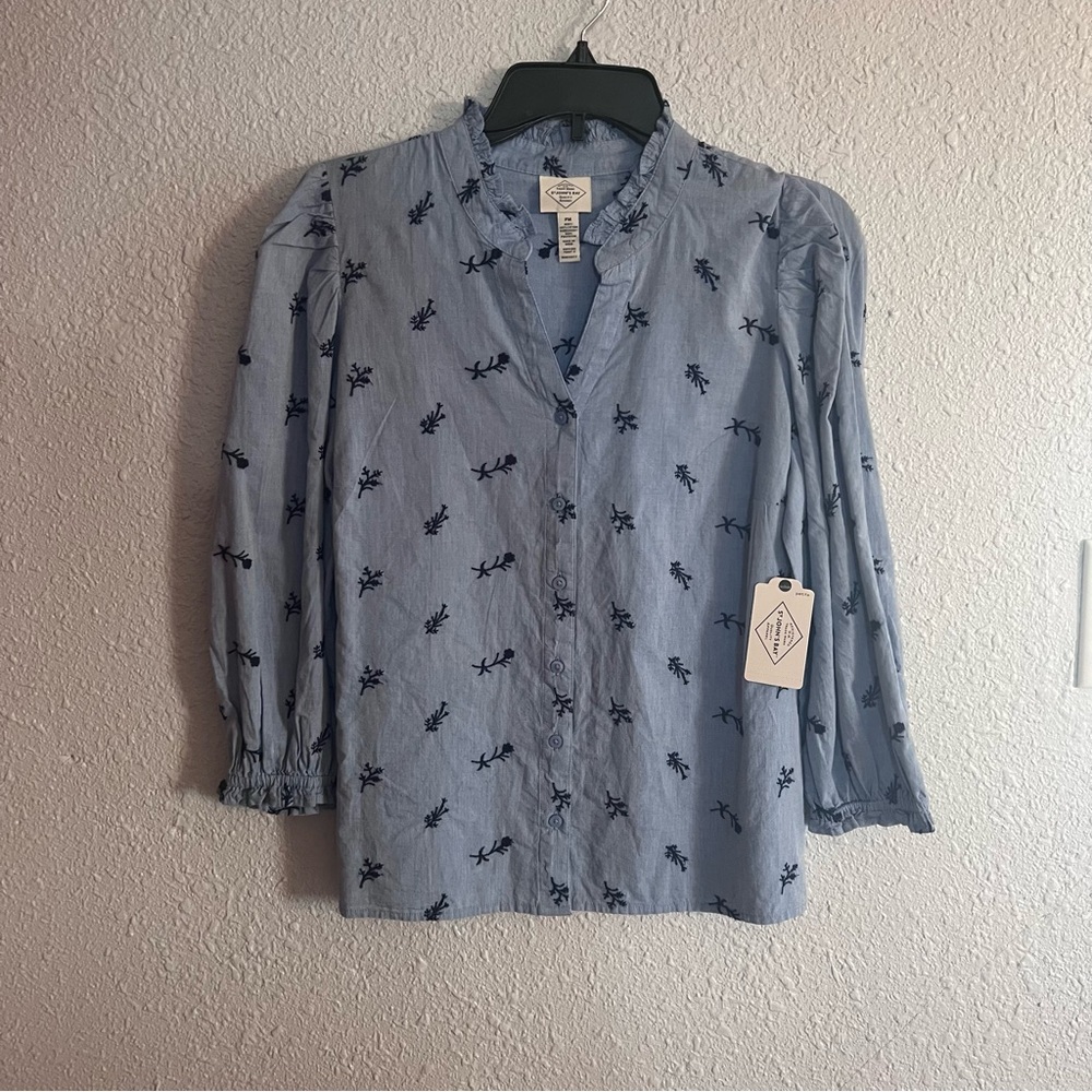 ST.JOHNS BAY Blue Floral Women Top